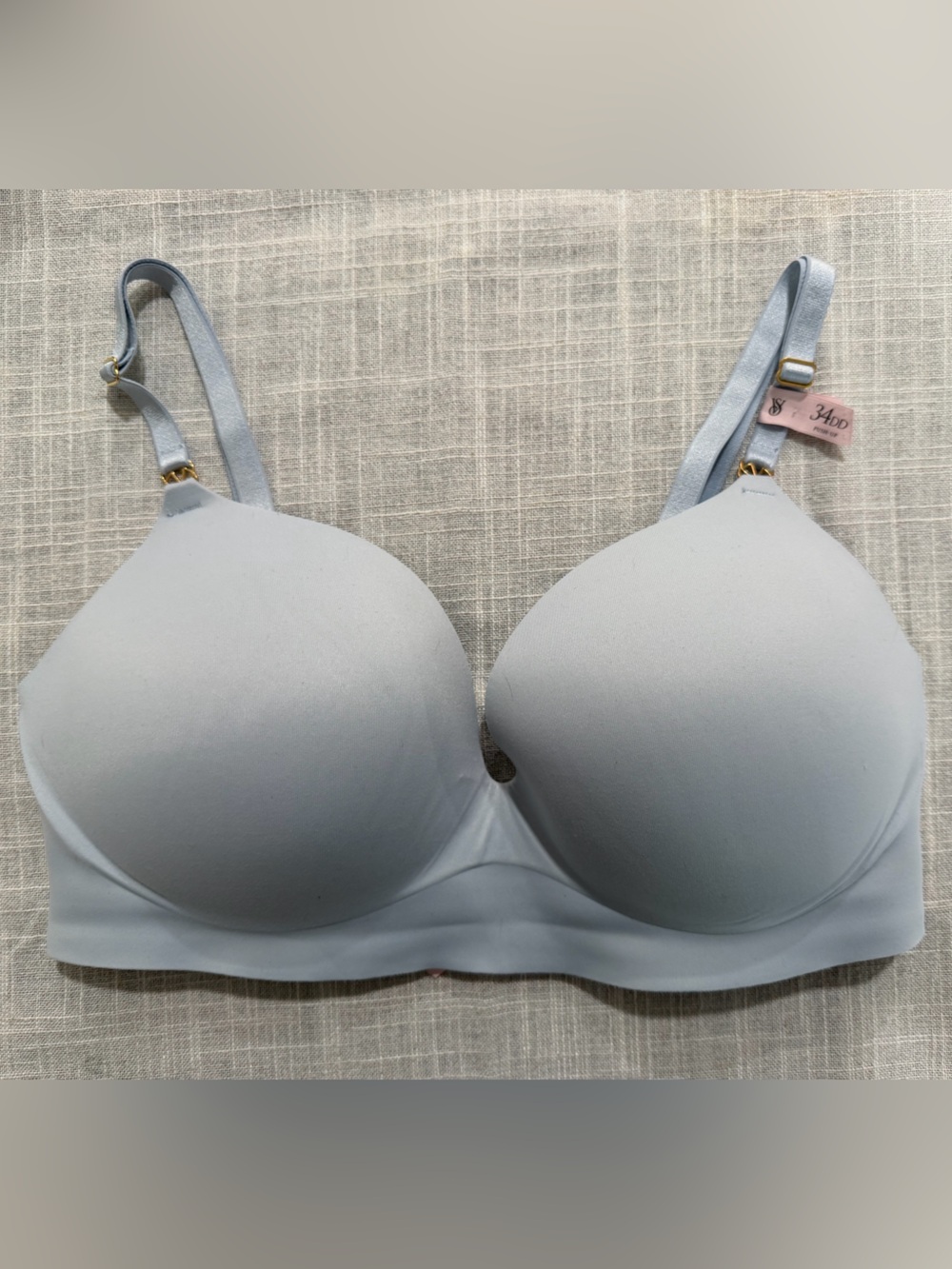Victoria Secret Wireless Light Push up bra size 34DD